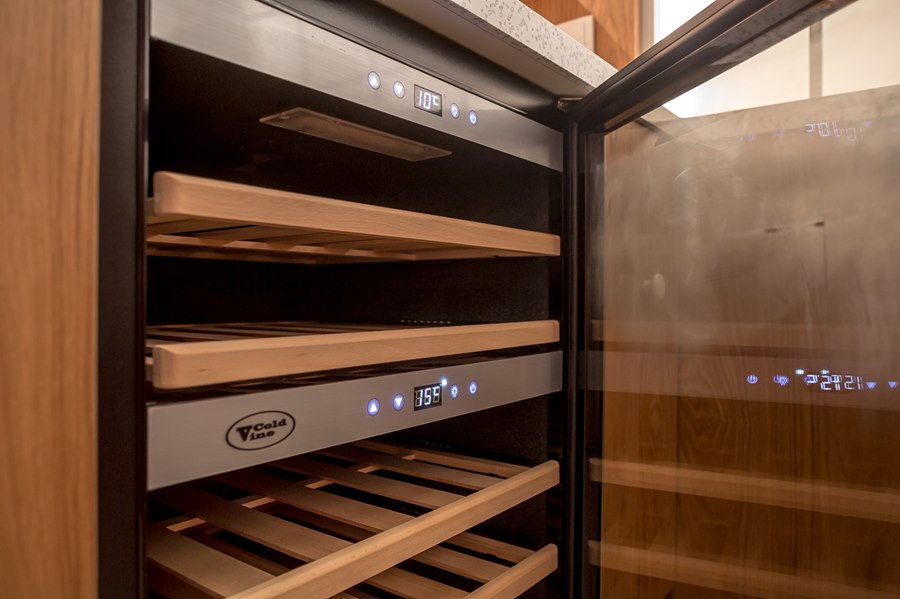 COLD VINE C40-KST2 винный шкаф нержавеющая сталь/черный