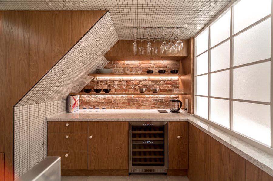 COLD VINE C40-KST2 винный шкаф нержавеющая сталь/черный