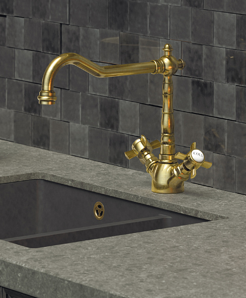 OMOIKIRI Tokigawa-G 4994375 смеситель латунь/золото