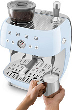 SMEG EGF03PBEU кофемашина пастельный голубой