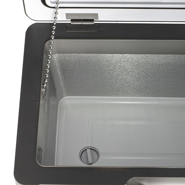 MEYVEL AF-E22 автохолодильник черный