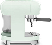 SMEG ECF02PGEU кофемашина пастельный зеленый