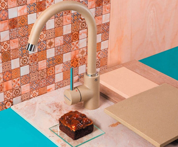 OMOIKIRI SHINAGAWA-LG смеситель золотой