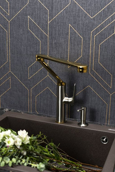 OMOIKIRI TARA-GM смеситель черный