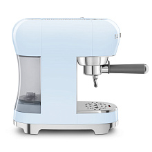 SMEG ECF02PBEU кофемашина пастельный голубой